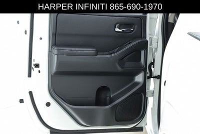 2025 Nissan Frontier SV