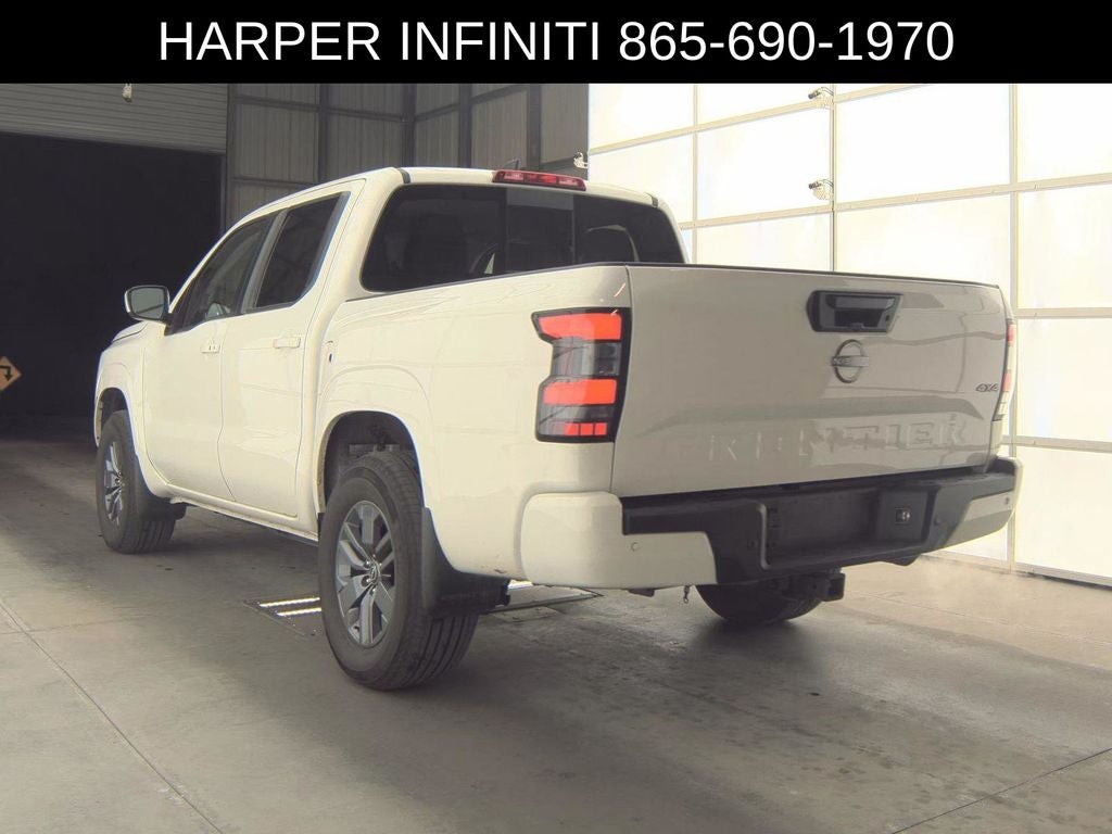 2025 Nissan Frontier SV