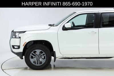 2025 Nissan Frontier SV