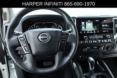 2025 Nissan Frontier SV