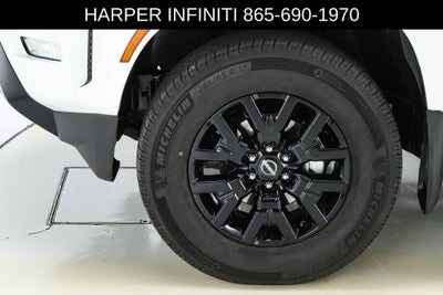 2023 Nissan Frontier SV