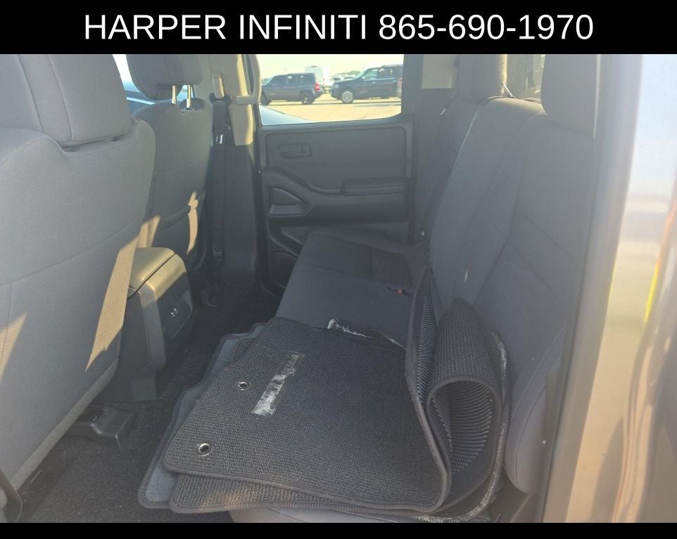 2023 Nissan Frontier S