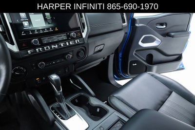 2025 Nissan Frontier SL