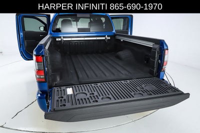 2025 Nissan Frontier SL