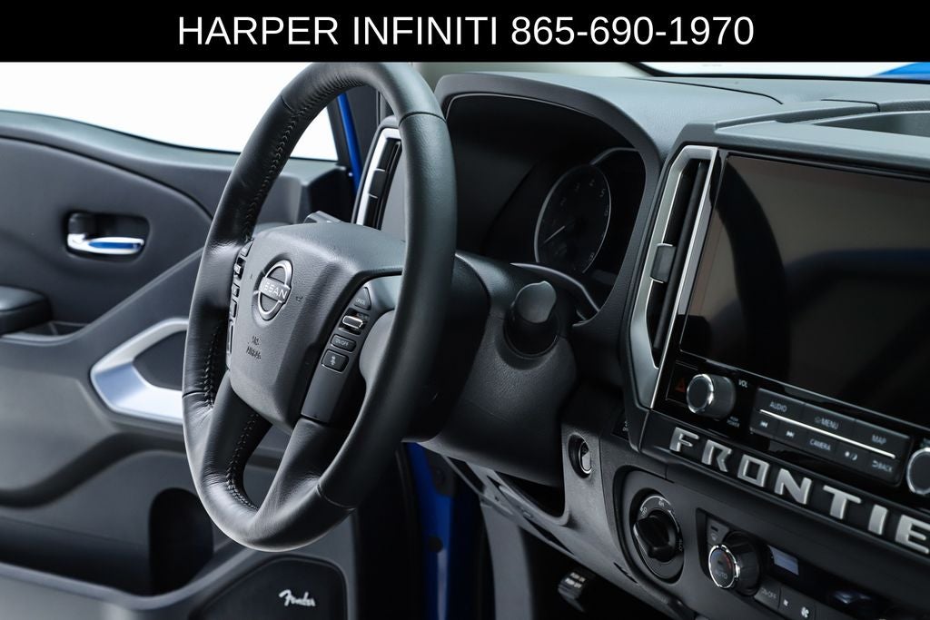 2025 Nissan Frontier SL