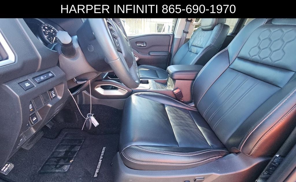 2025 Nissan Frontier SL