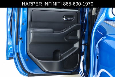 2025 Nissan Frontier SL