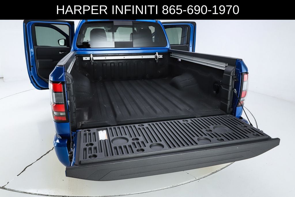 2025 Nissan Frontier SL