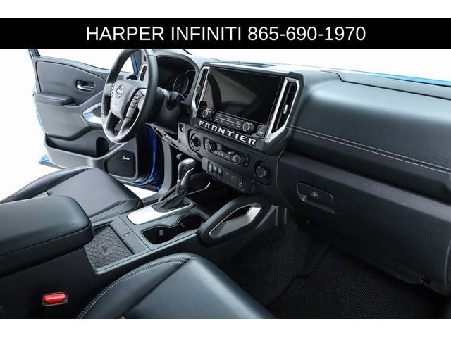 2025 Nissan Frontier SL