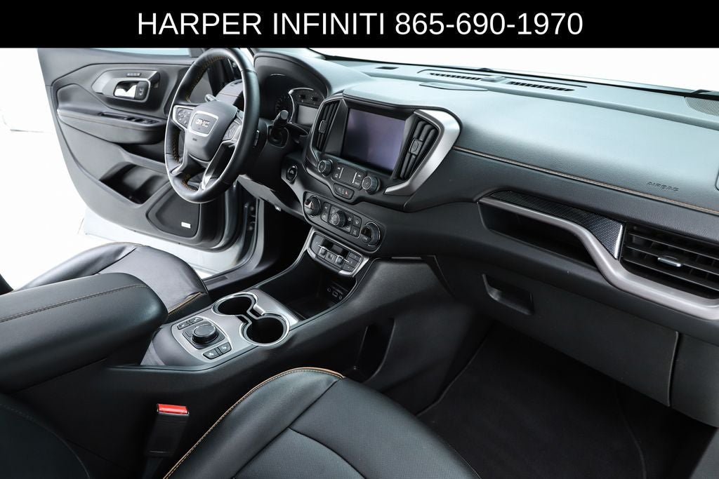 2023 GMC Terrain AT4