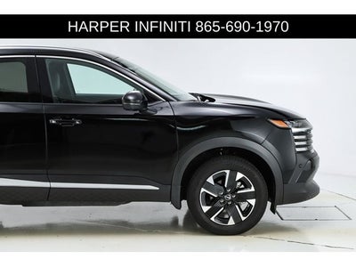 2025 Nissan Kicks SR