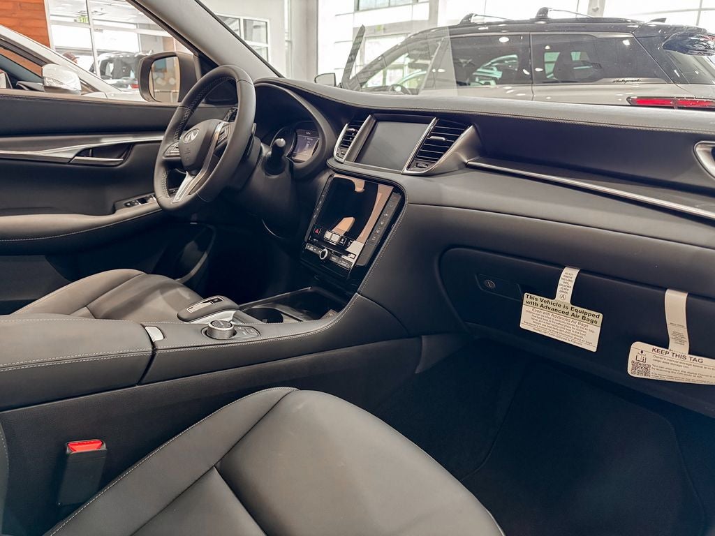 2025 INFINITI QX50 PURE