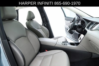 2023 INFINITI QX50 LUXE