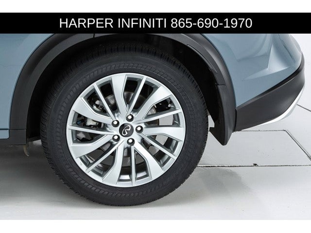 2023 INFINITI QX50 LUXE