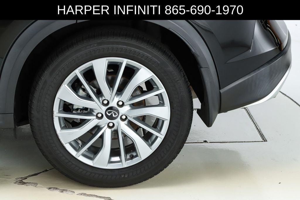 2023 INFINITI QX50 LUXE