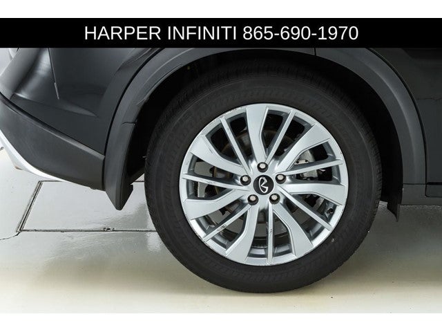 2023 INFINITI QX50 LUXE