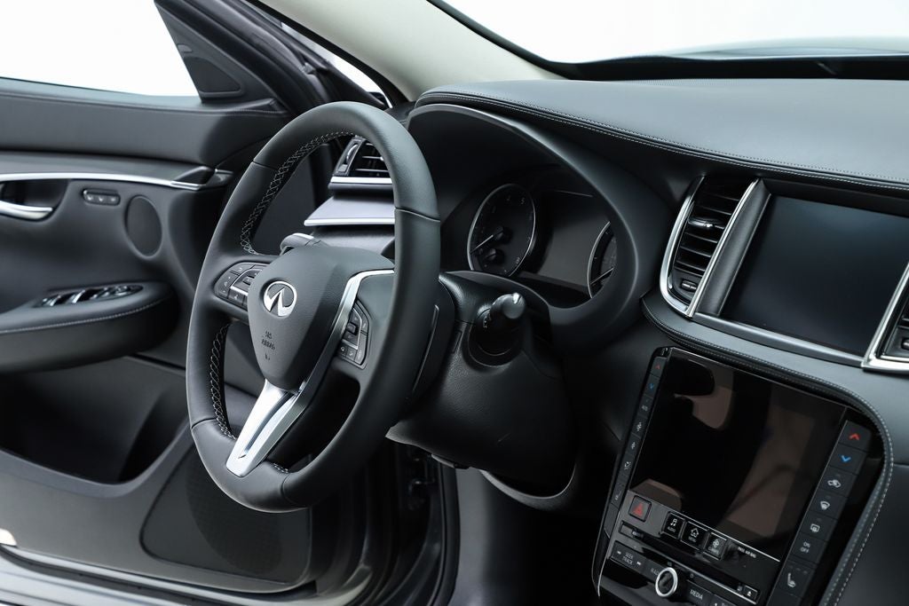 2025 INFINITI QX50 LUXE