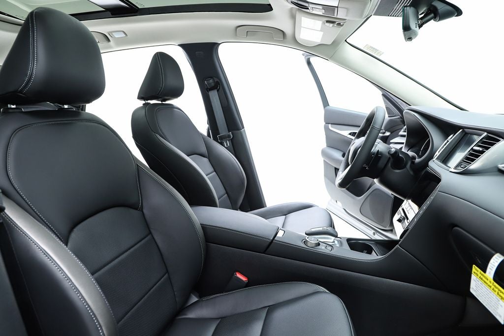 2025 INFINITI QX50 LUXE