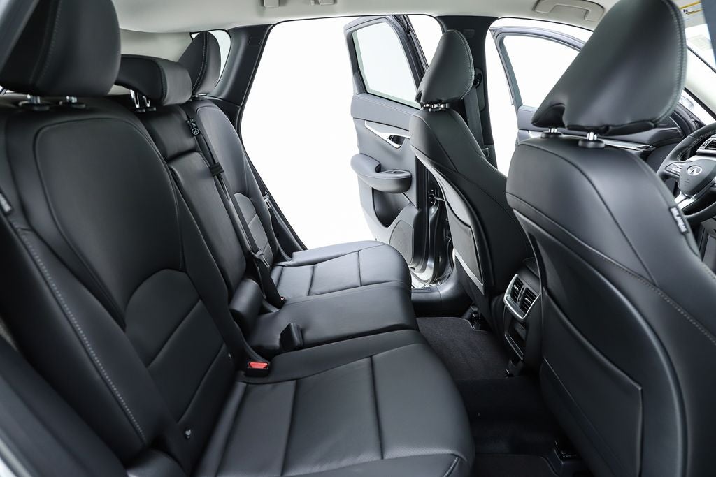 2025 INFINITI QX50 LUXE