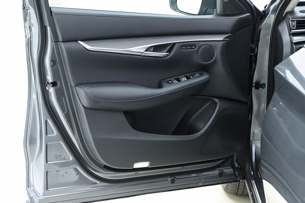 2025 INFINITI QX50 LUXE