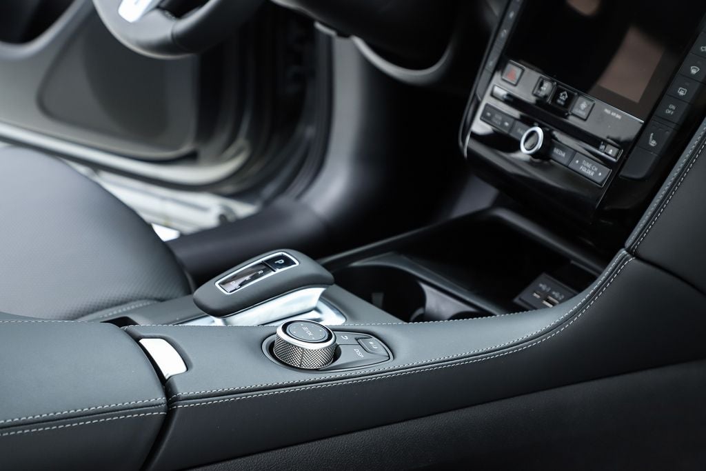 2025 INFINITI QX50 LUXE