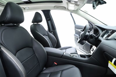 2025 INFINITI QX50 LUXE