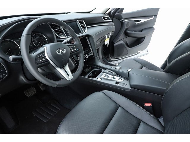 2025 INFINITI QX50 LUXE