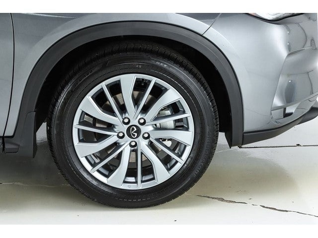 2025 INFINITI QX50 LUXE