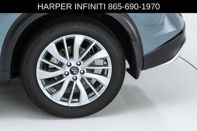 2023 INFINITI QX50 LUXE