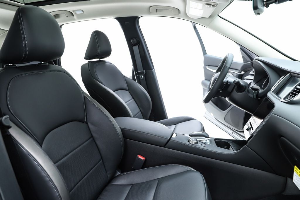 2025 INFINITI QX50 LUXE