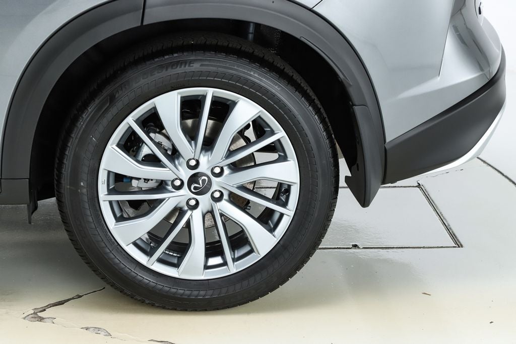 2025 INFINITI QX50 LUXE