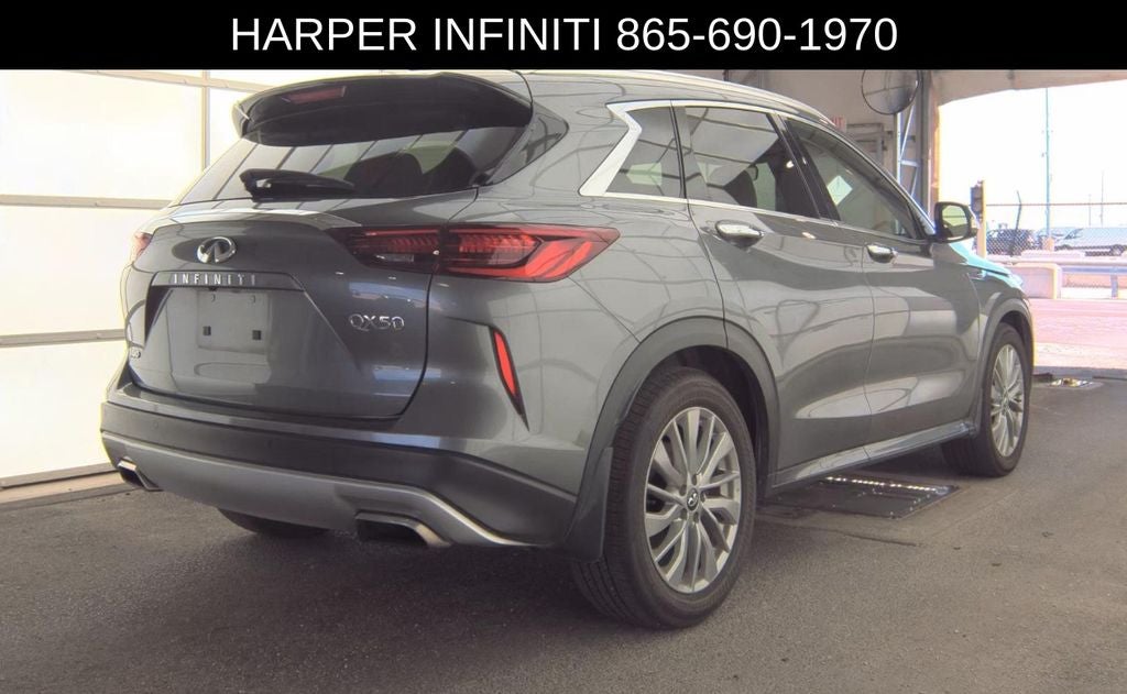 2023 INFINITI QX50 LUXE