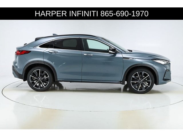 2023 INFINITI QX55 LUXE