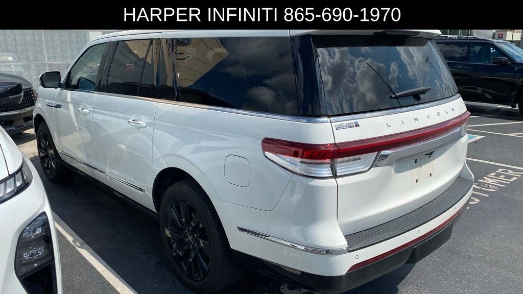 2022 Lincoln Navigator L Reserve