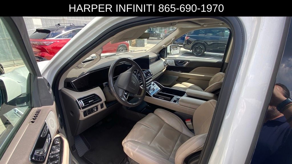 2022 Lincoln Navigator L Reserve