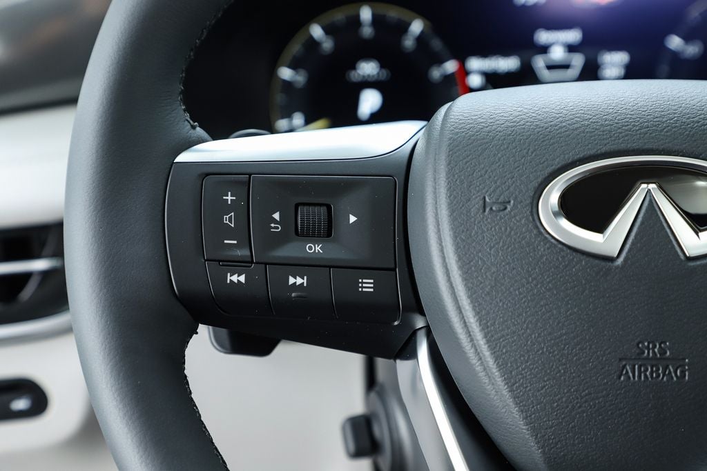 2027 INFINITI QX60 LUXE