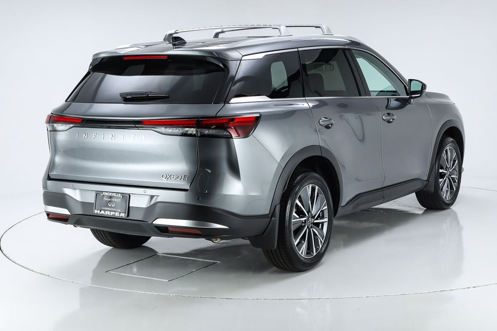 2027 INFINITI QX60 LUXE