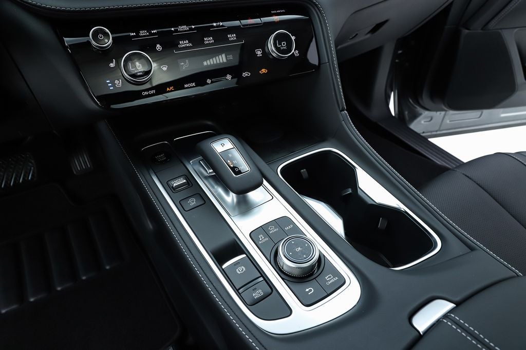 2027 INFINITI QX60 LUXE