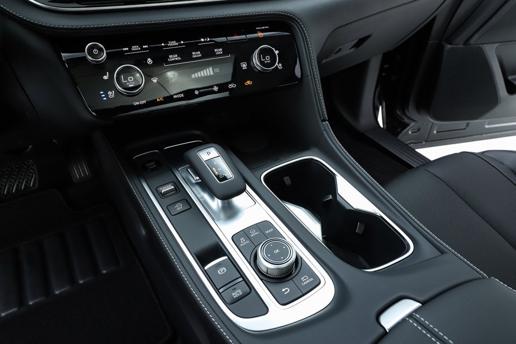 2027 INFINITI QX60 LUXE
