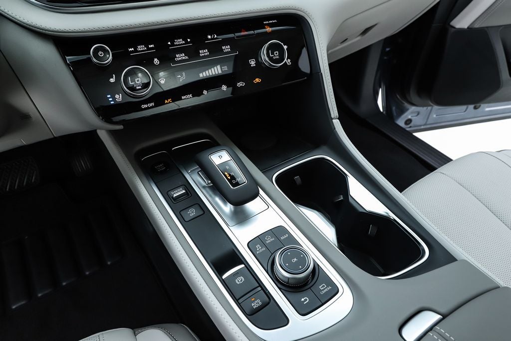 2027 INFINITI QX60 LUXE