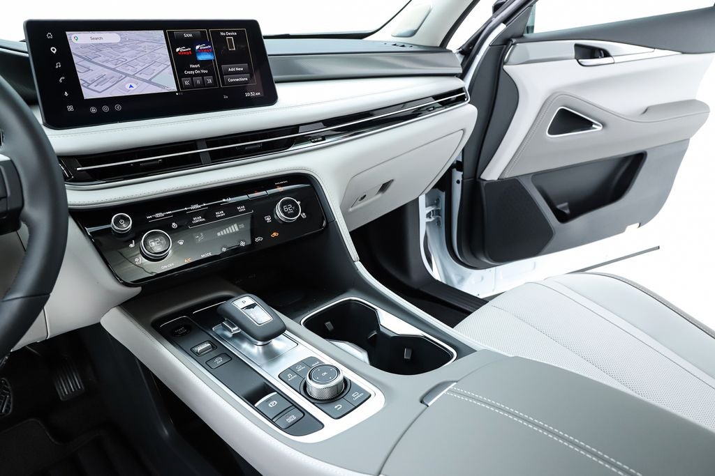 2027 INFINITI QX60 LUXE