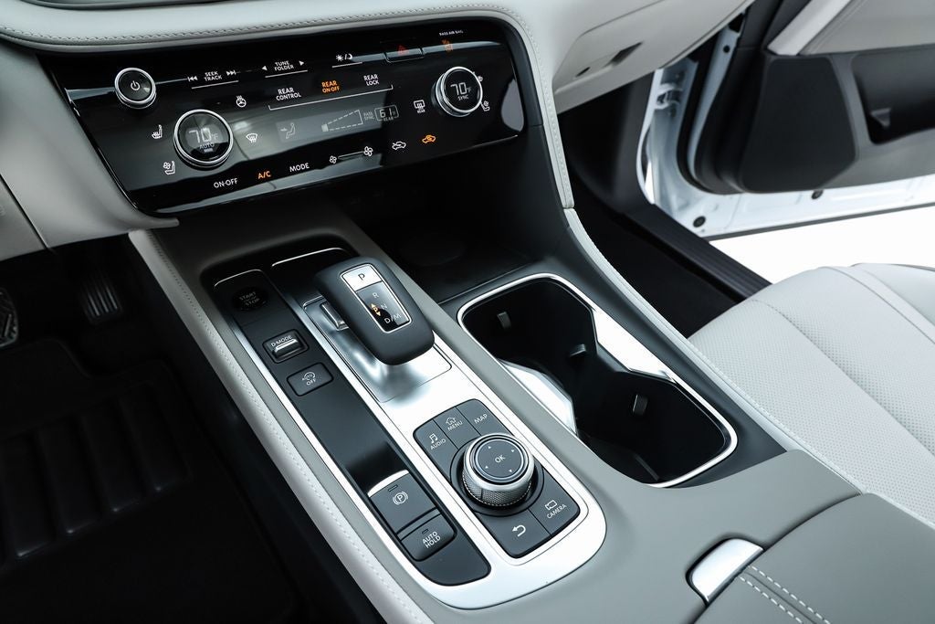 2027 INFINITI QX60 LUXE