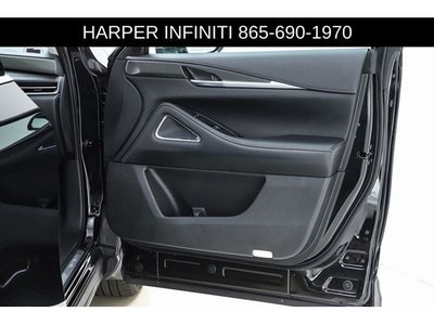 2025 INFINITI QX60 LUXE