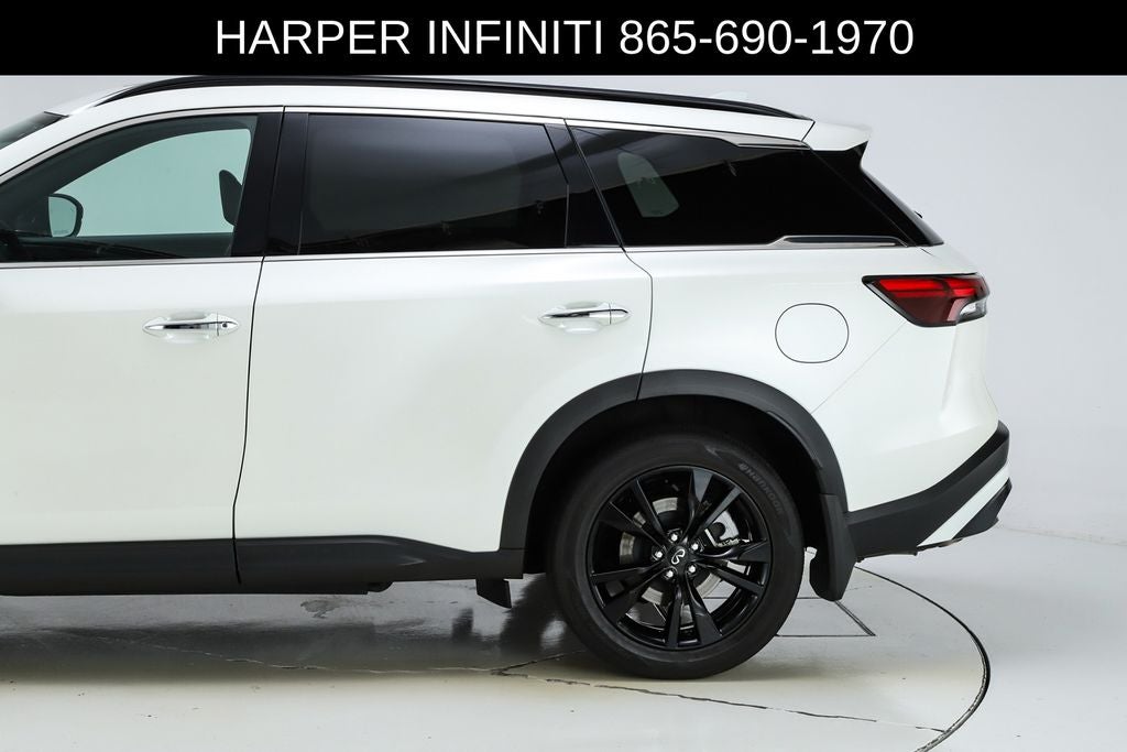 2025 INFINITI QX60 LUXE