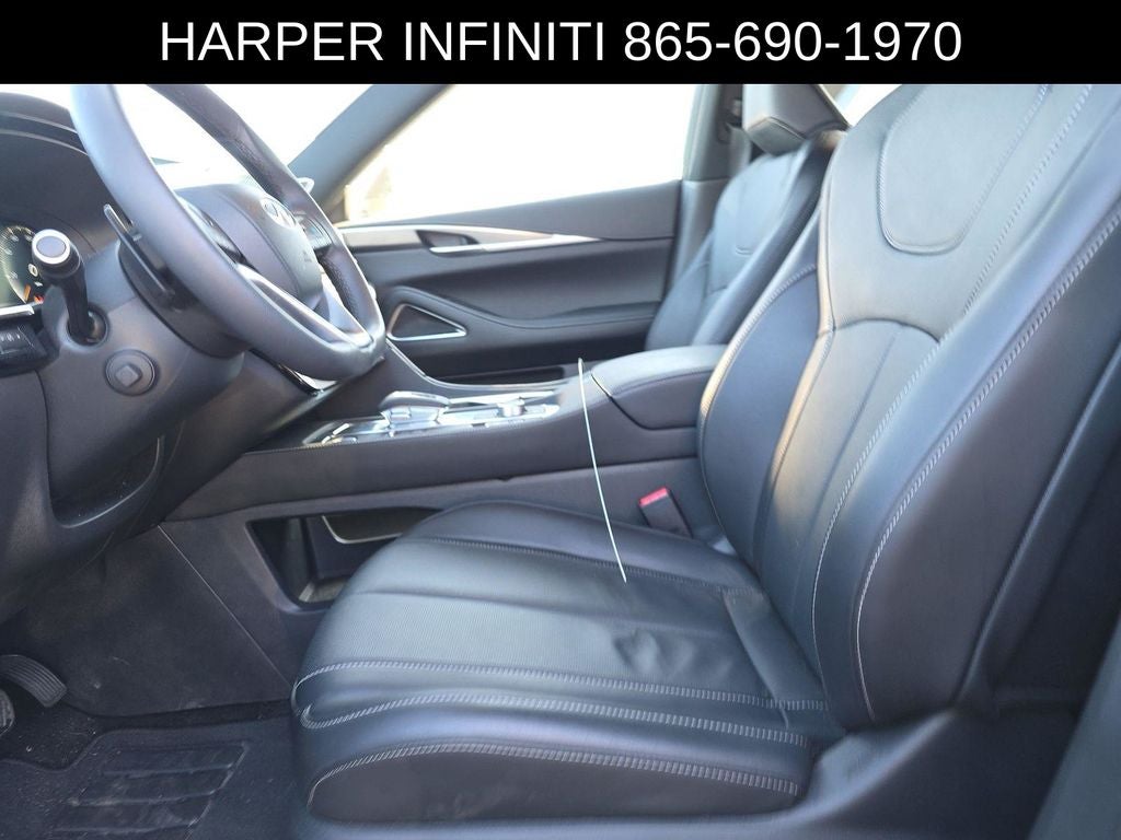 2025 INFINITI QX60 LUXE