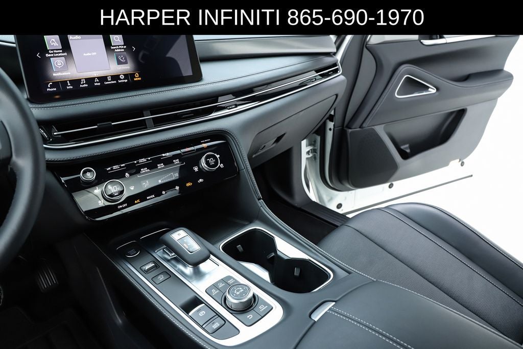 2025 INFINITI QX60 LUXE