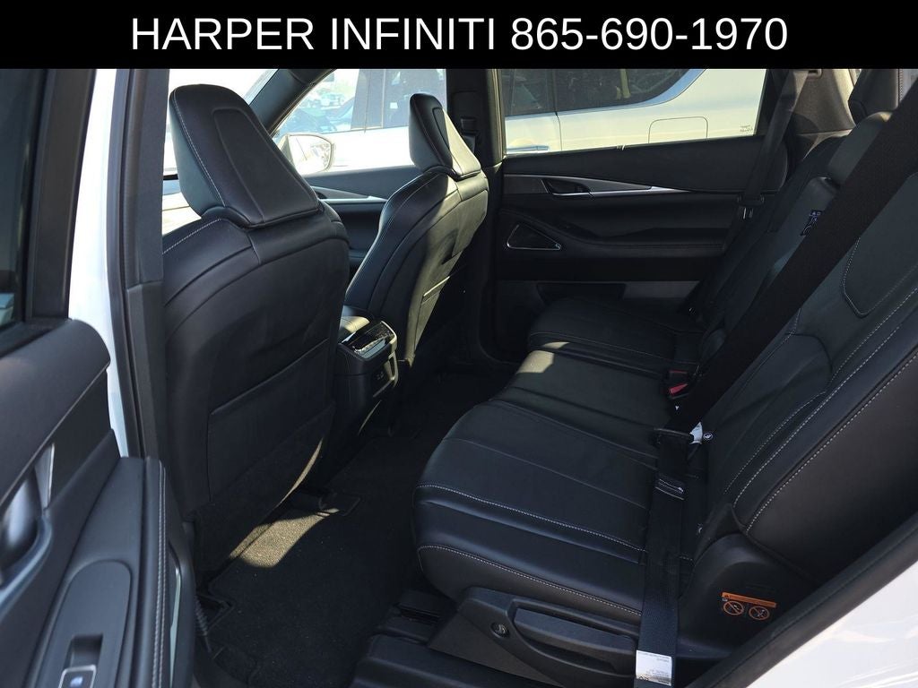 2025 INFINITI QX60 LUXE
