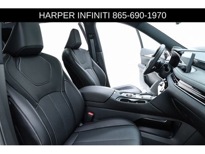 2025 INFINITI QX60 LUXE