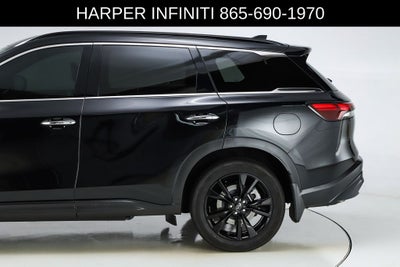 2025 INFINITI QX60 LUXE
