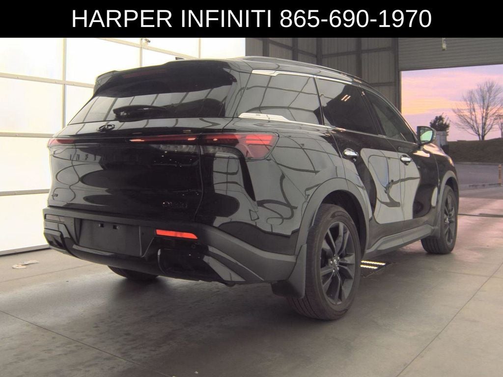 2025 INFINITI QX60 LUXE